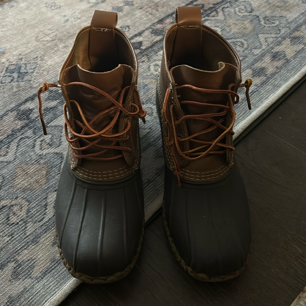 Bean boots